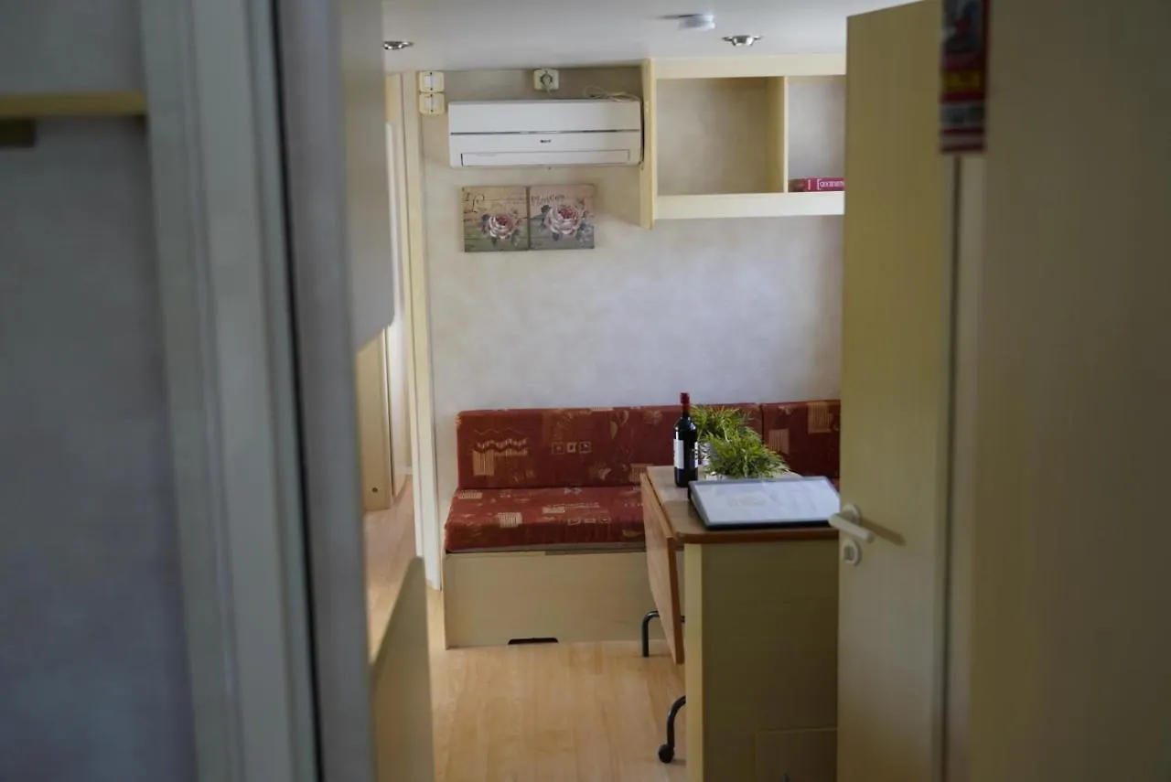 Chalet 4 Or 6 Persons Toscana Viareggio Camping Bosco Verde Italie Torre del Lago Puccini Campsite